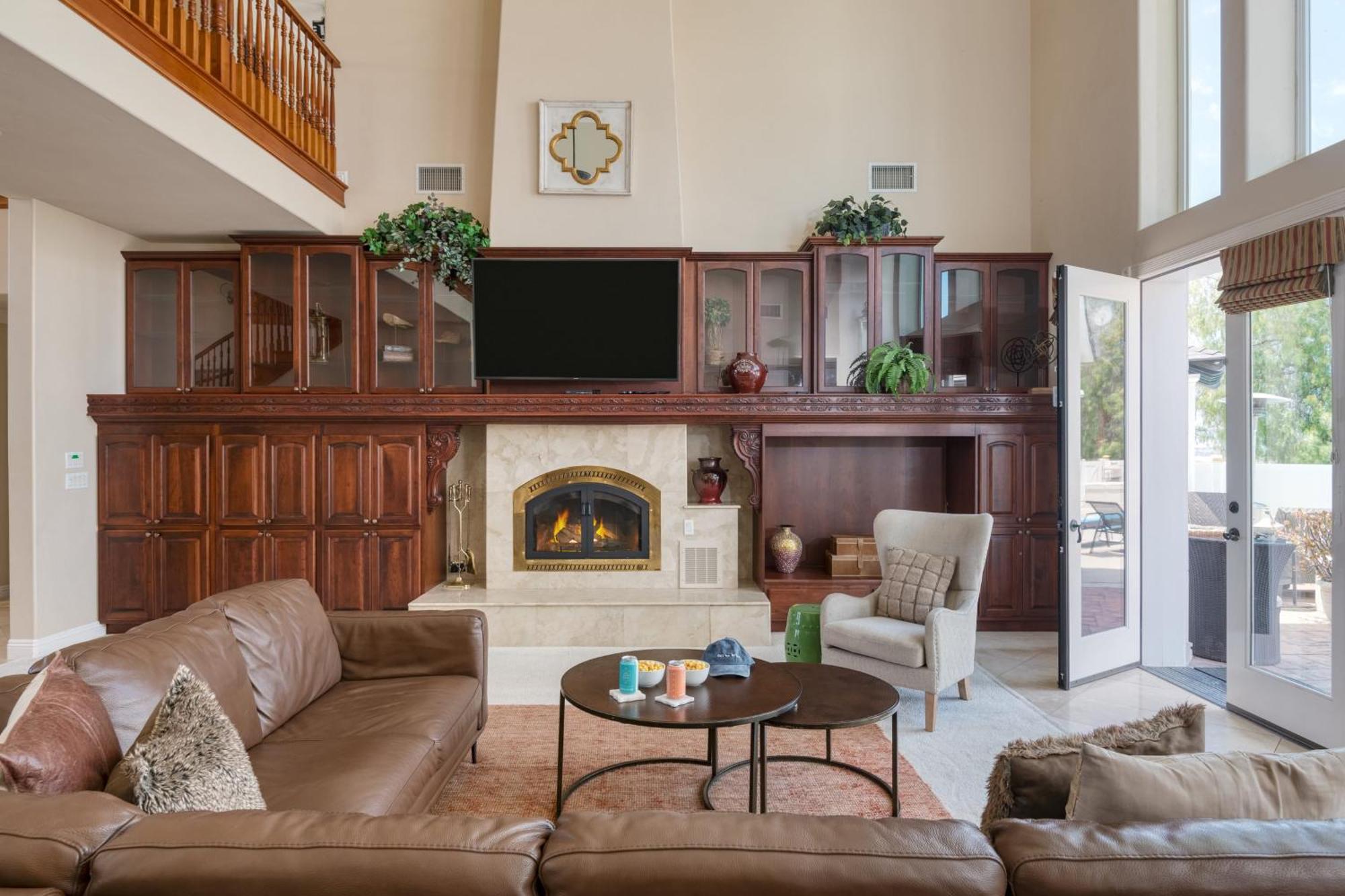 Grand Contento By Avantstay Extraordinary Estate W Pool Hot Tub Movie Room Temecula Exterior photo