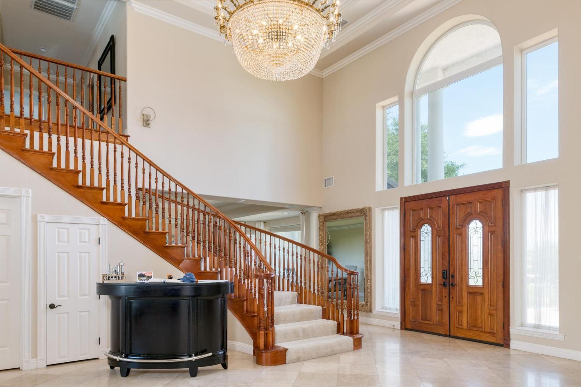Grand Contento By Avantstay Extraordinary Estate W Pool Hot Tub Movie Room Temecula Exterior photo